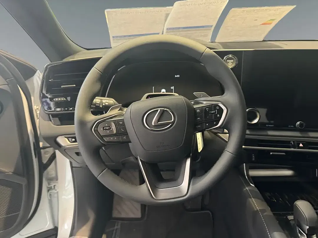 Lexus RX 450h - Thumbnail 9