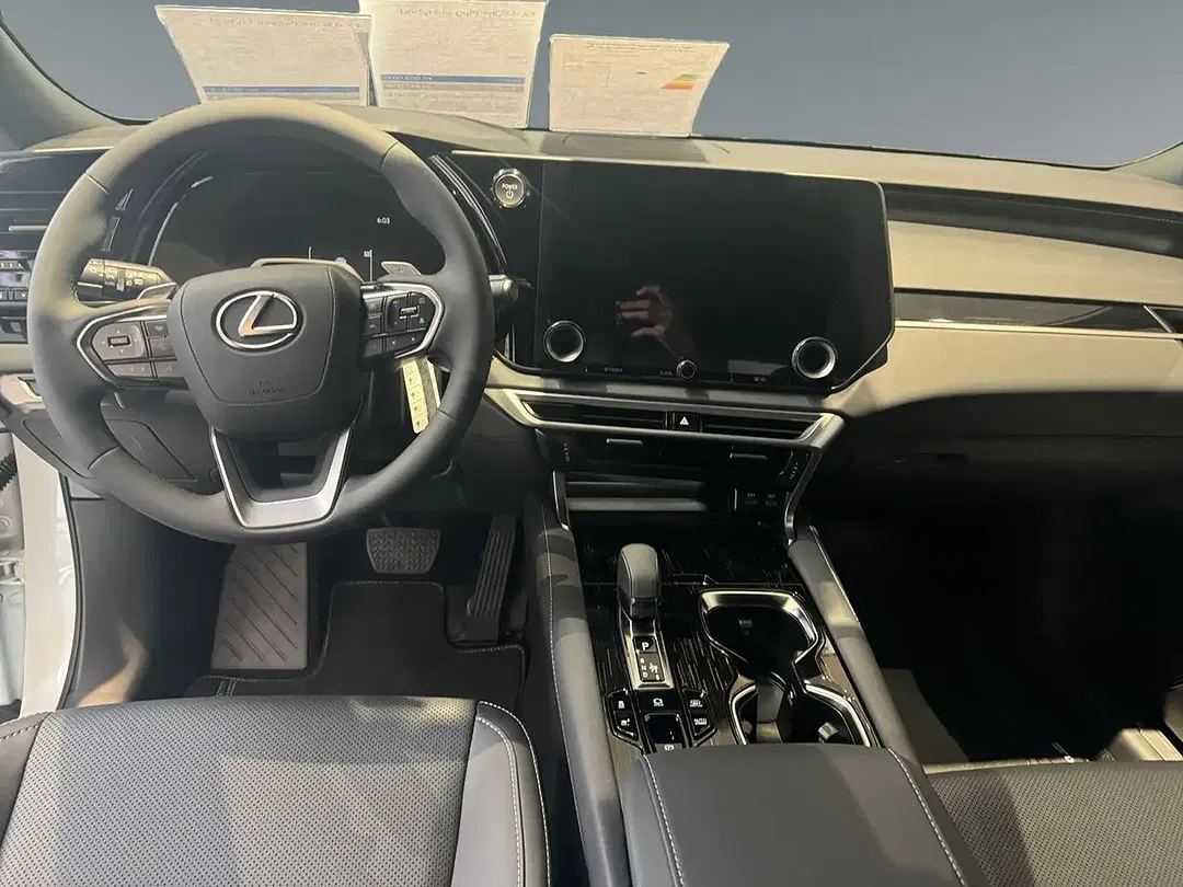 Lexus RX 450h - Thumbnail 7