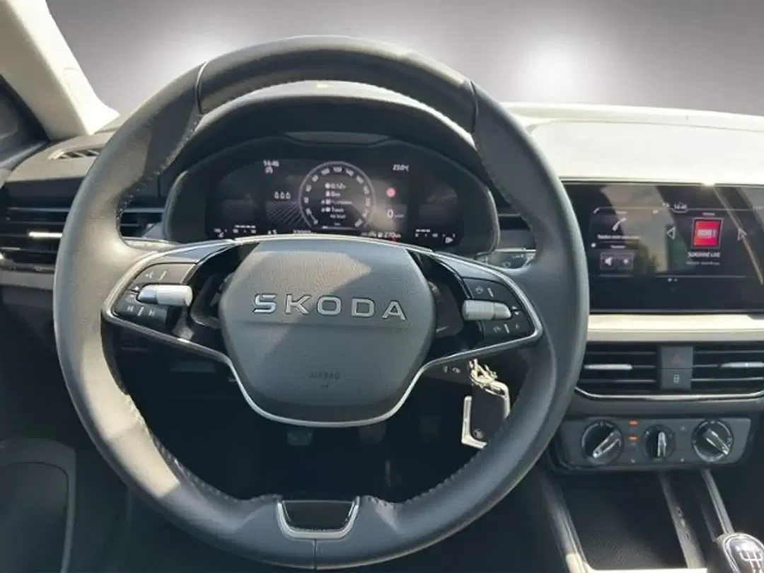 Skoda Scala - Thumbnail 11