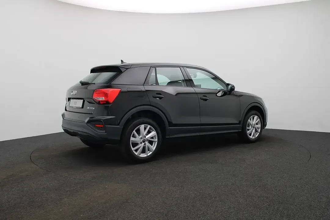 Audi Q2 - Thumbnail 5