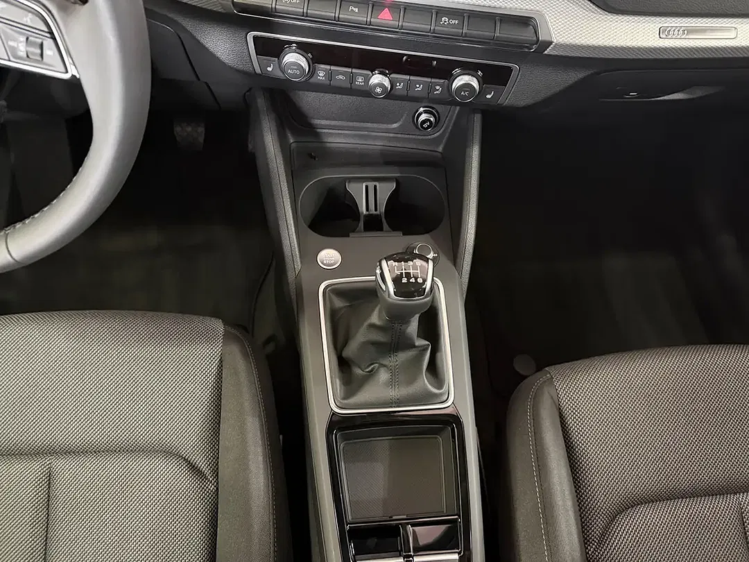 Audi Q2 - Thumbnail 7