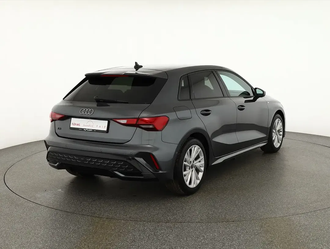 Audi A3 - Thumbnail 4