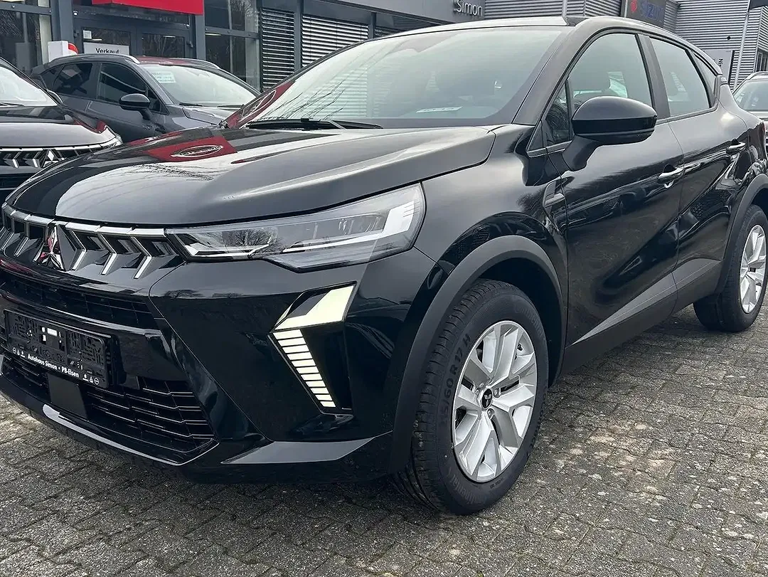 Mitsubishi ASX - Thumbnail 2