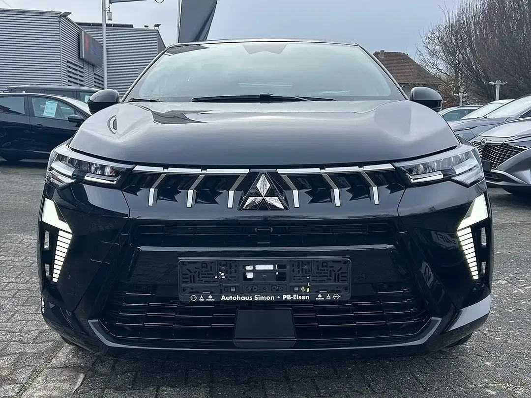 Mitsubishi ASX - Thumbnail 3