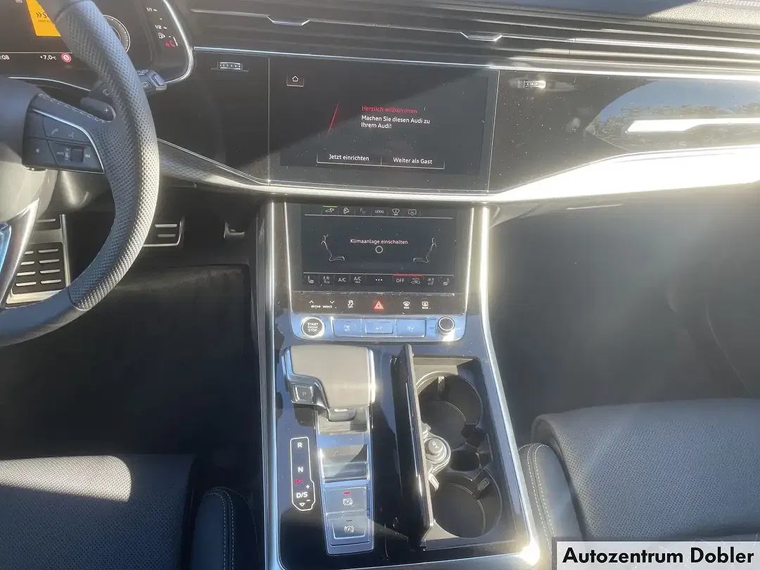 Audi Q8 - Thumbnail 14