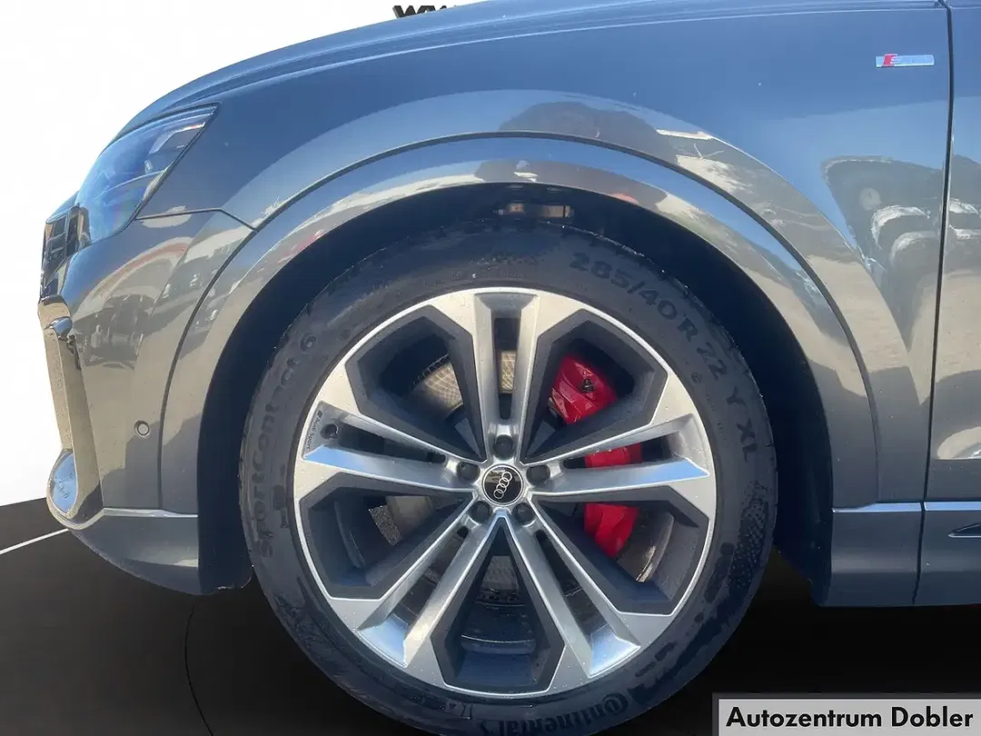 Audi Q8 - Thumbnail 5