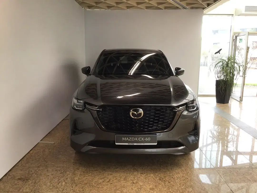 Mazda CX-60 - Thumbnail 3