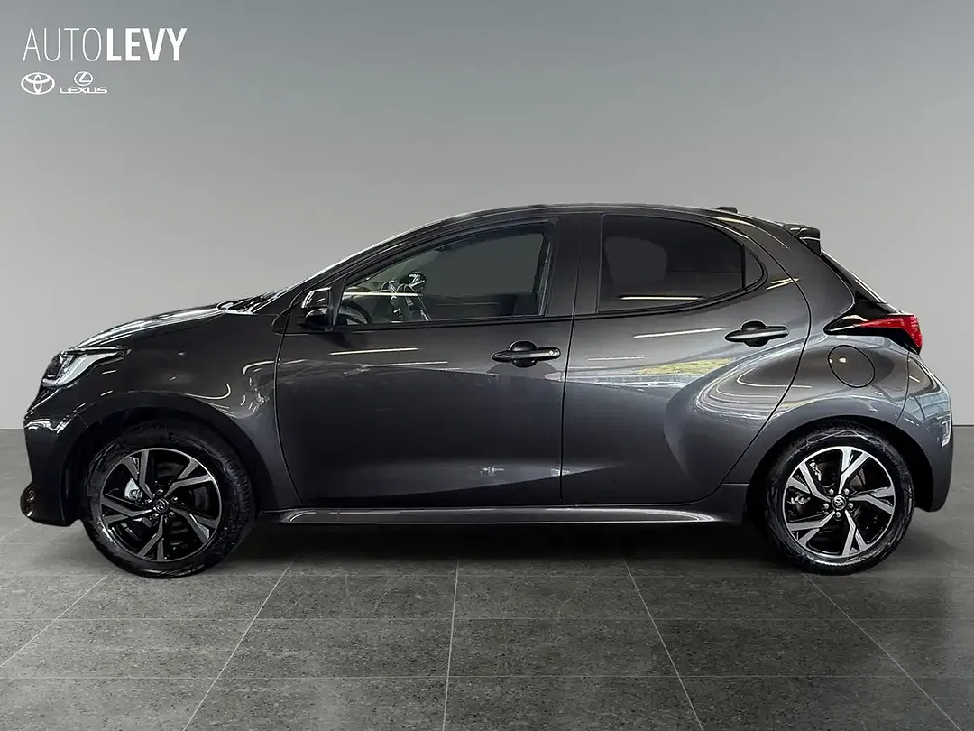 Toyota Yaris - Thumbnail 1