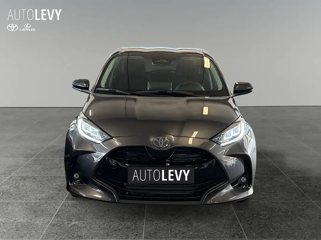 Toyota Yaris - Thumbnail 7