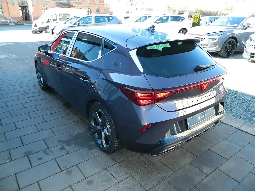 CUPRA Leon - Thumbnail 8
