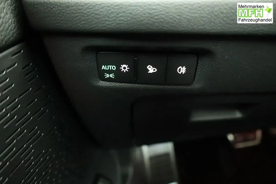 Skoda Octavia - Thumbnail 8