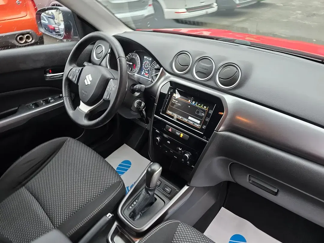 Suzuki Vitara - Thumbnail 14