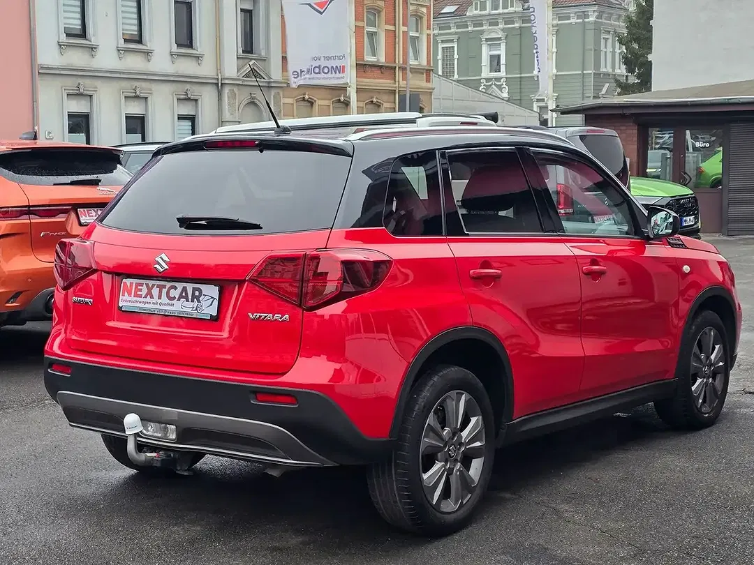 Suzuki Vitara - Thumbnail 5