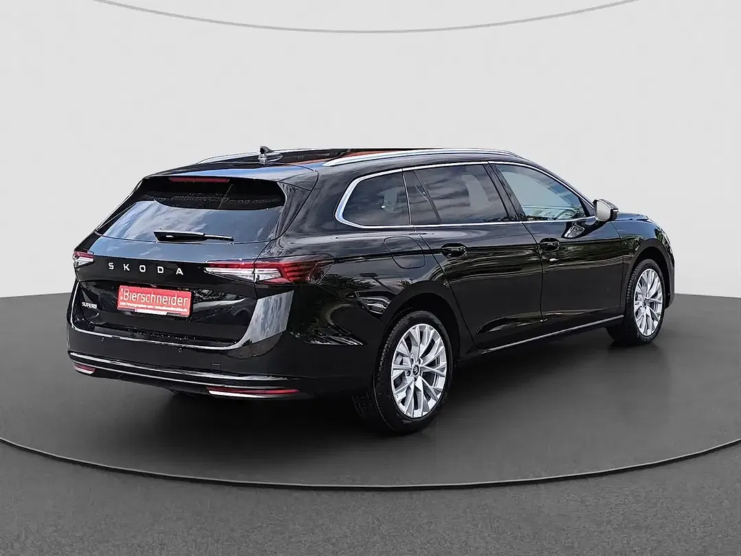 Skoda Superb - Thumbnail 10