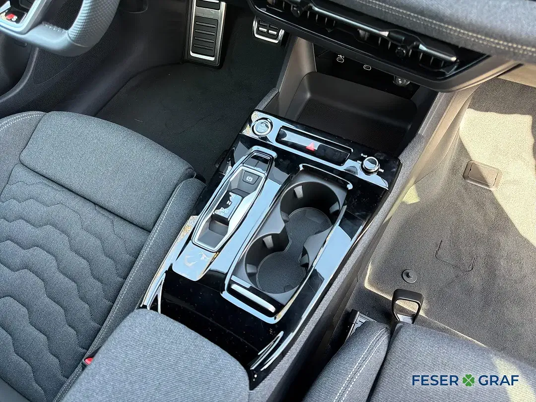 Audi A6 e-tron - Thumbnail 10