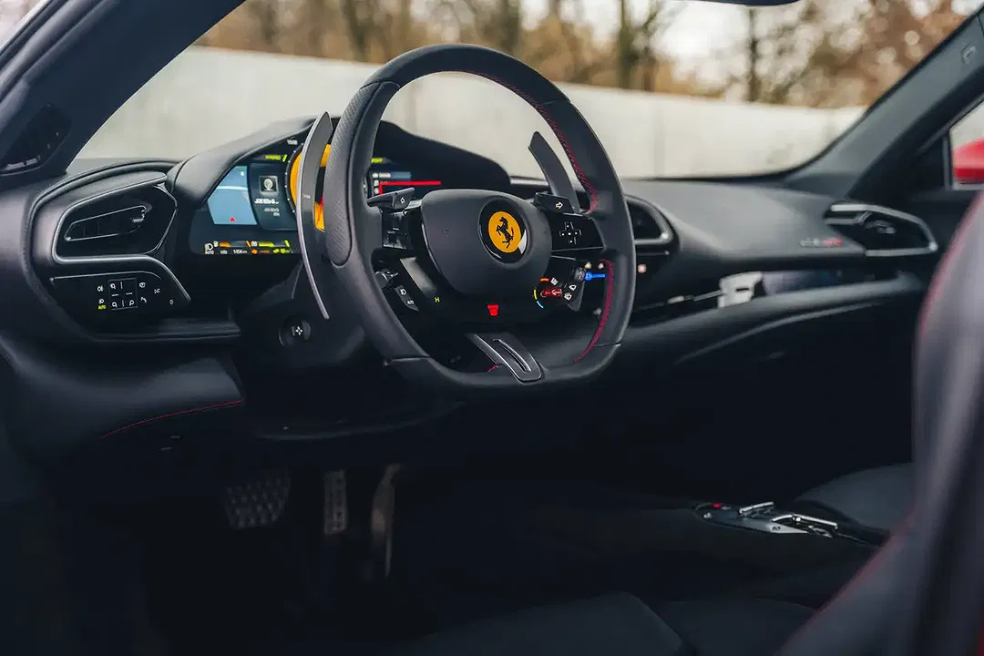 Ferrari 296 GTB - Thumbnail 13