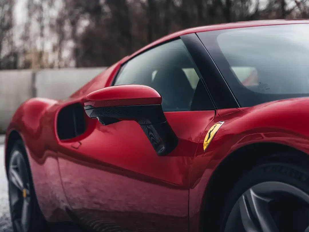 Ferrari 296 GTB - Thumbnail 5
