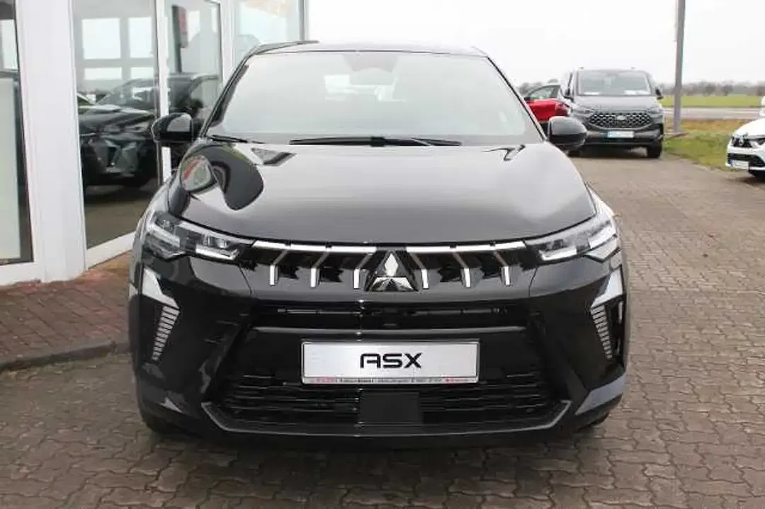 Mitsubishi ASX - Thumbnail 2
