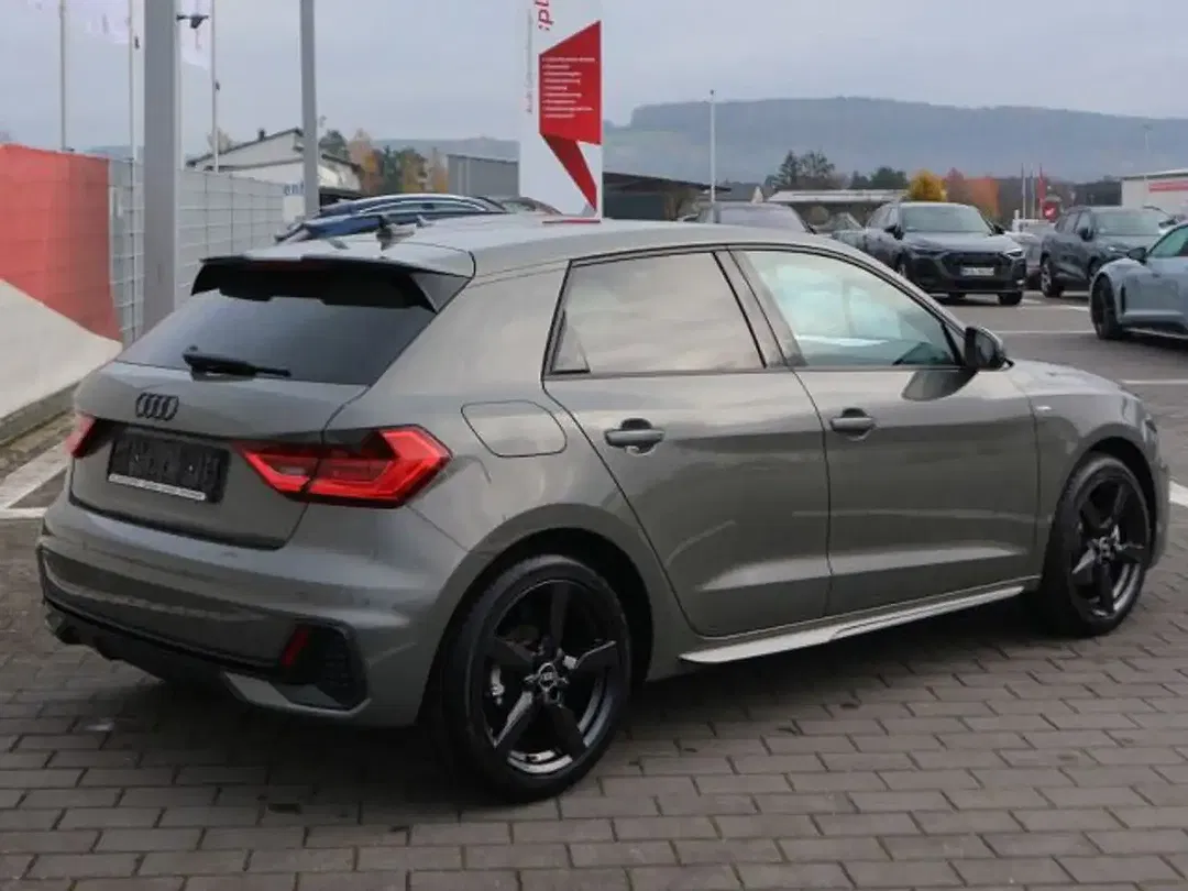 Audi A1 - Thumbnail 3