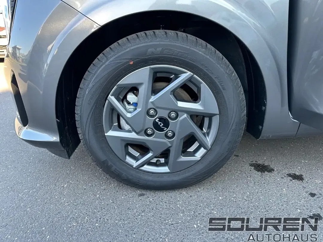 Kia Picanto - Thumbnail 10