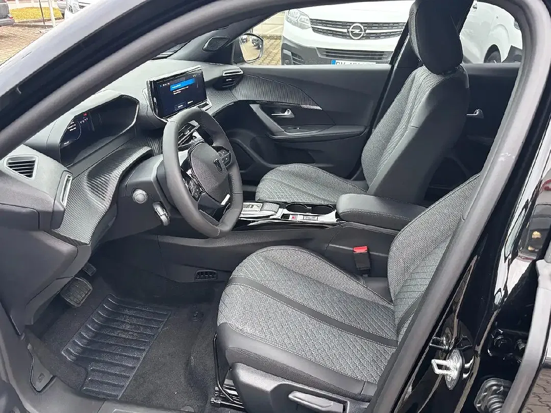 Peugeot 2008 - Thumbnail 12