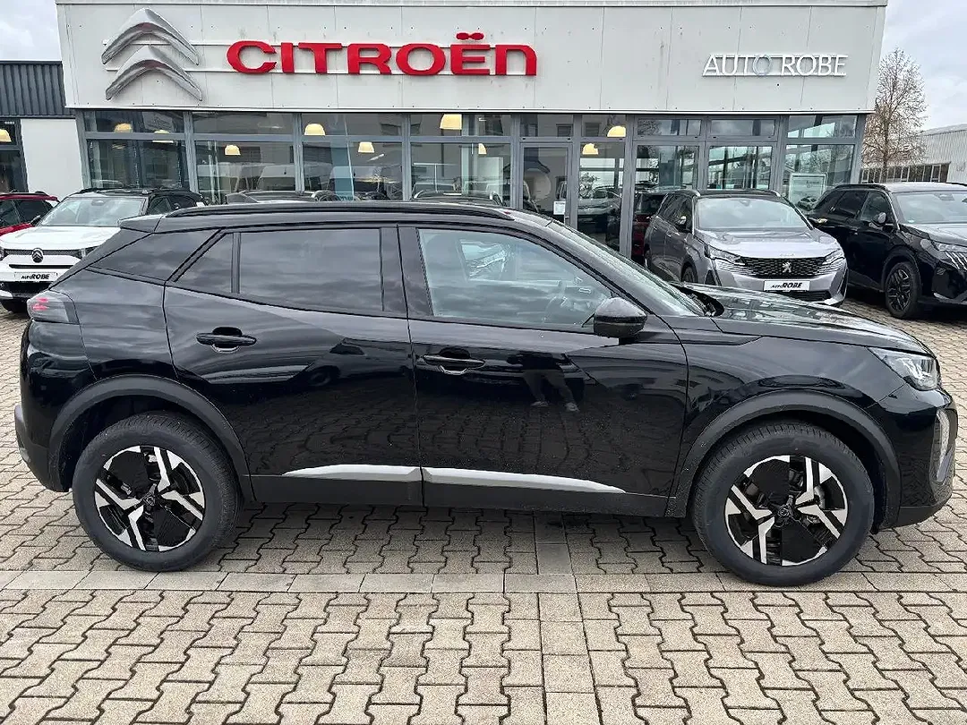 Peugeot 2008 - Thumbnail 3