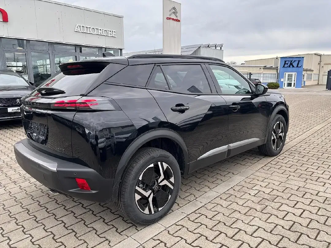Peugeot 2008 - Thumbnail 4