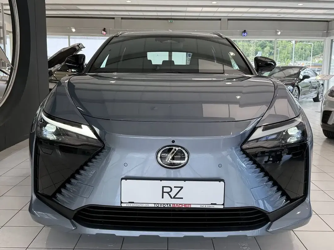 Lexus RZ - Thumbnail 8