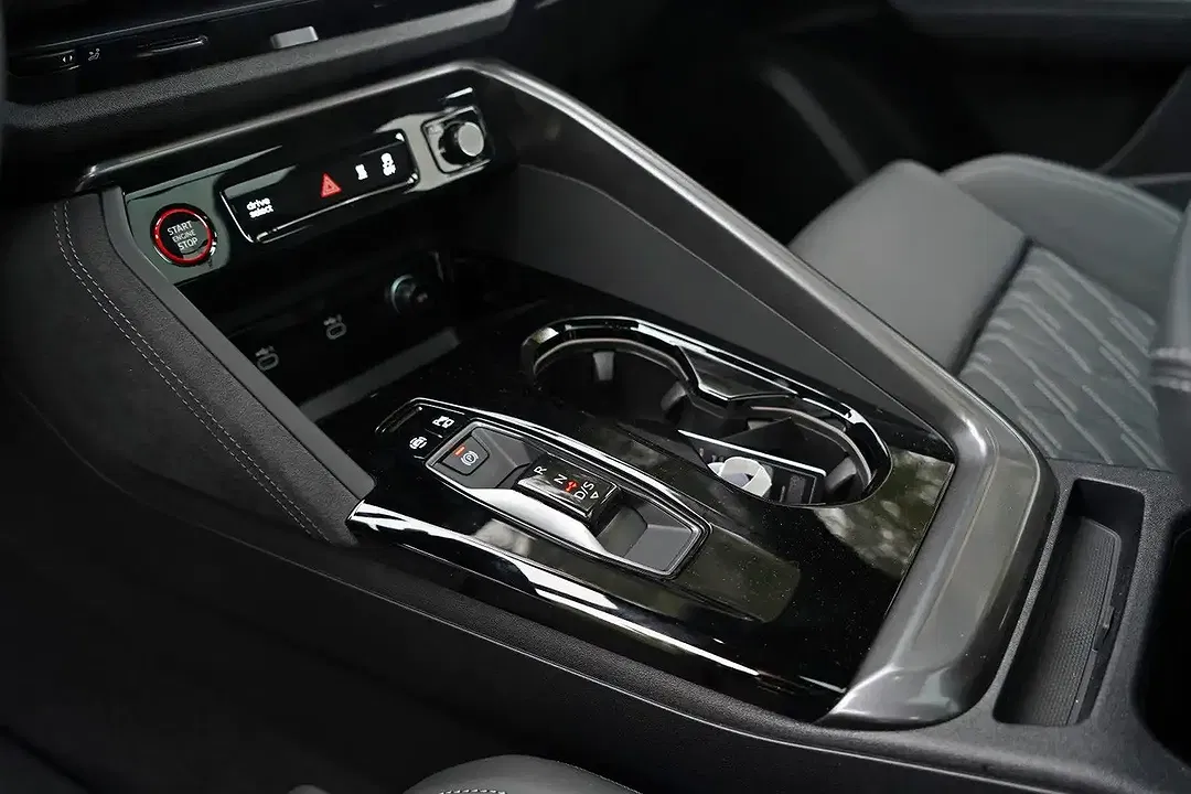 Audi SQ5 - Thumbnail 11