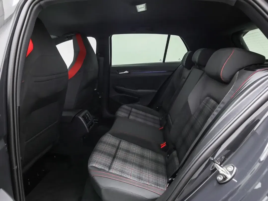Volkswagen Golf GTI - Thumbnail 14