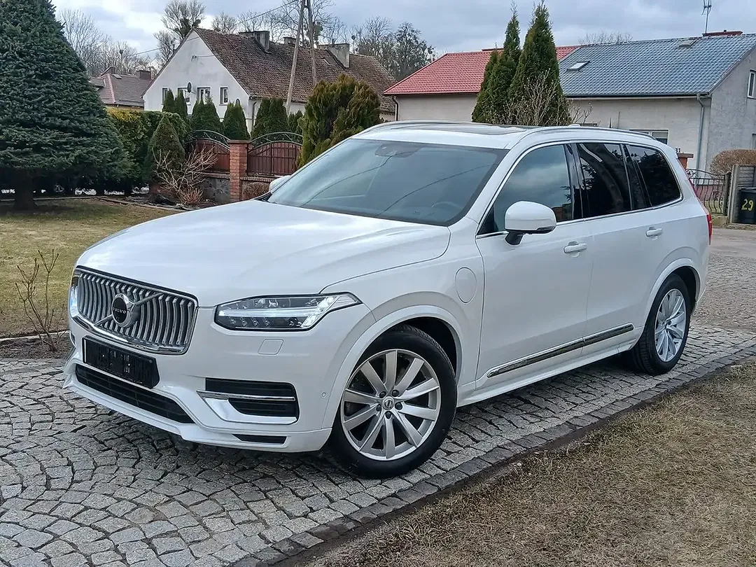Volvo XC90 PHEV Recharge Inscription Expression
