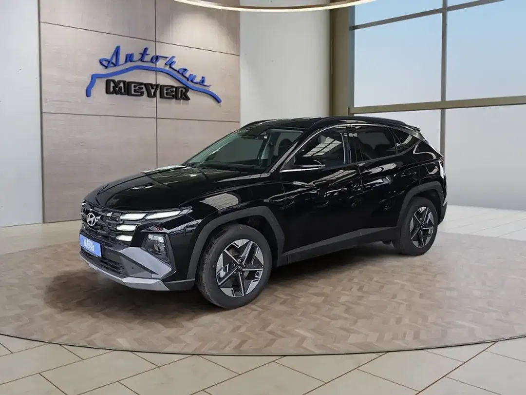 Hyundai TUCSON - Thumbnail 1