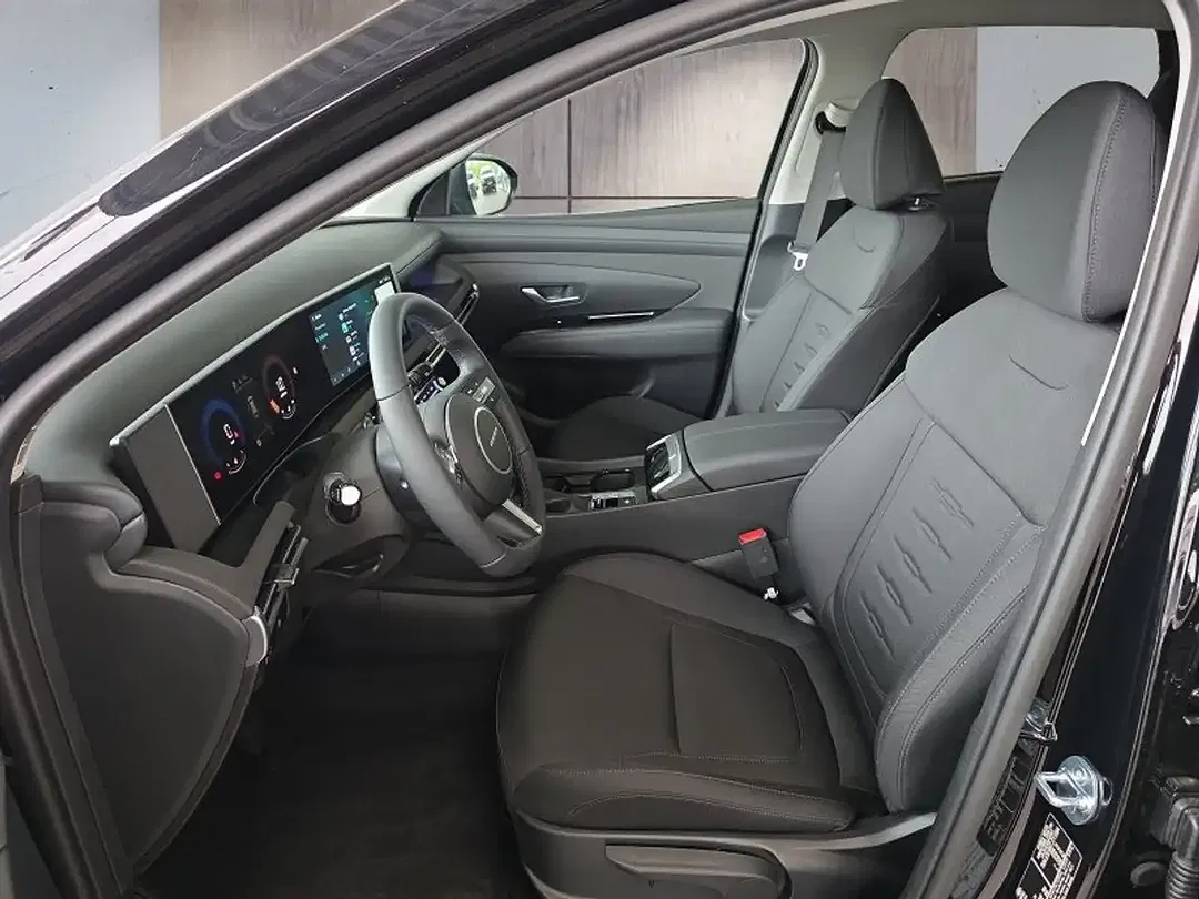 Hyundai TUCSON - Thumbnail 9