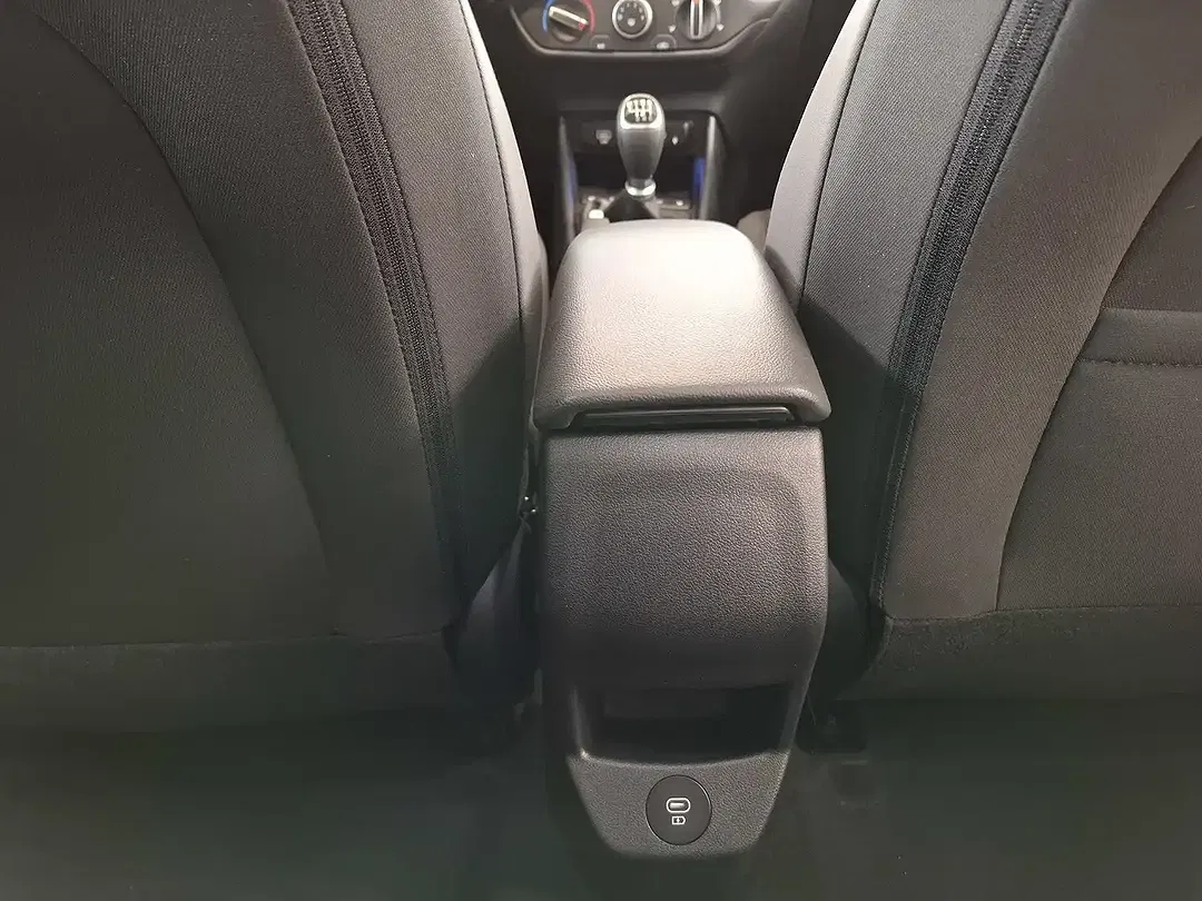 Hyundai i20 - Thumbnail 14
