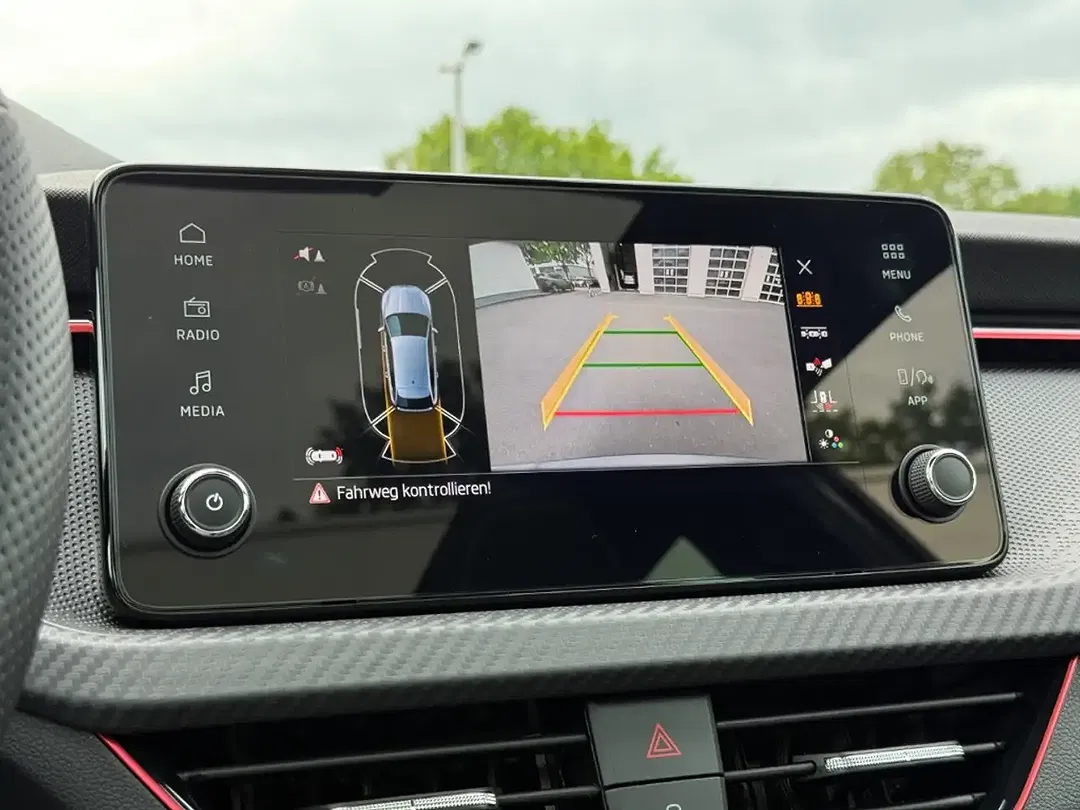 Skoda Scala - Thumbnail 11