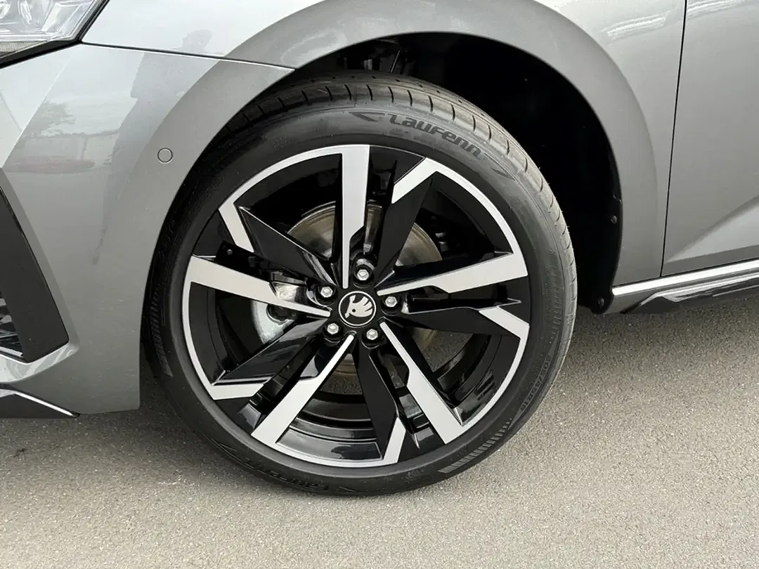 Skoda Scala - Thumbnail 3