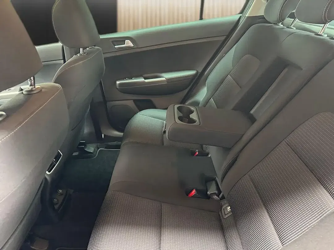 Kia Sportage - Thumbnail 12