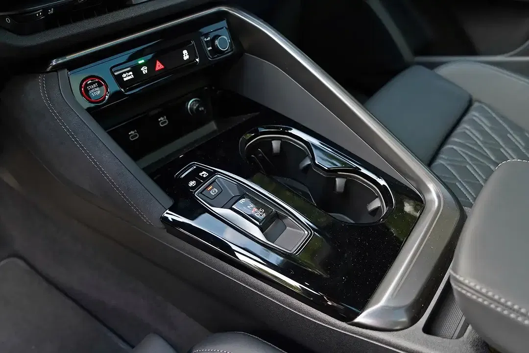 Audi Q5 - Thumbnail 11