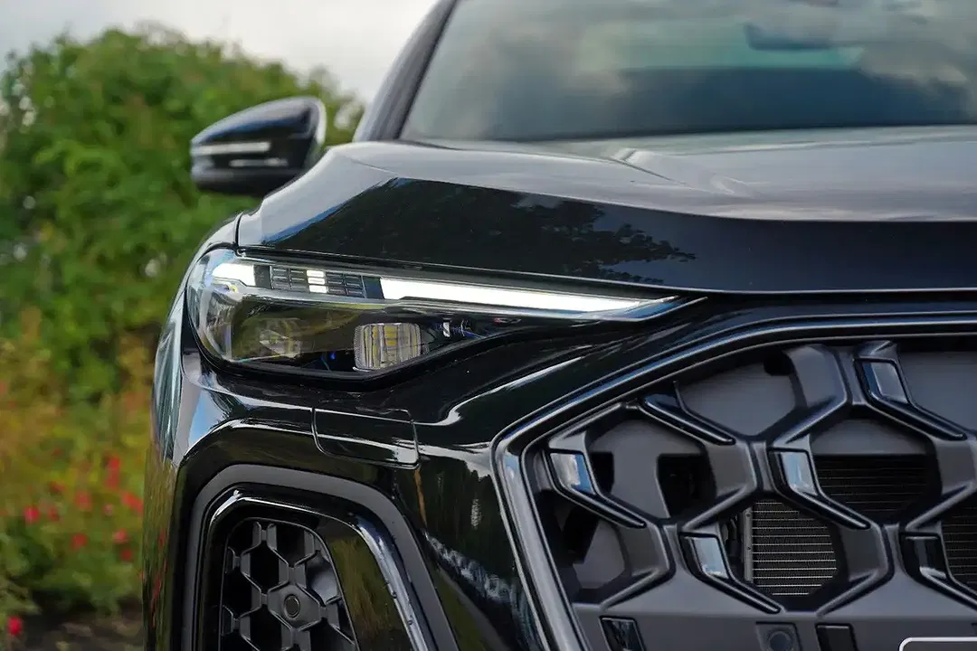 Audi Q5 - Thumbnail 4