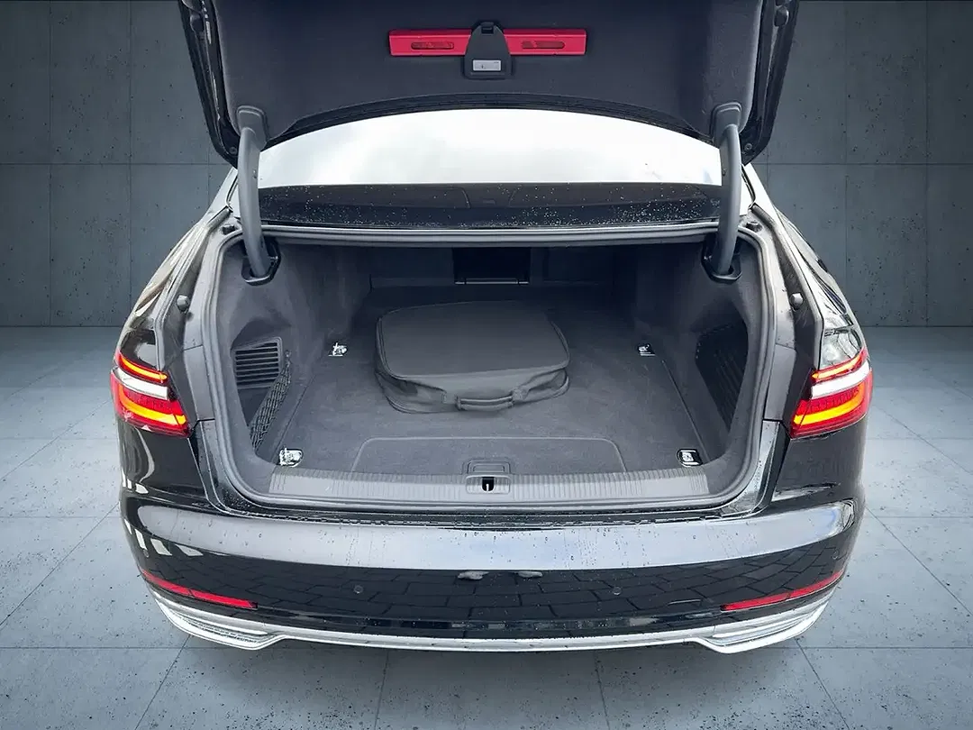 Audi A8 - Thumbnail 13