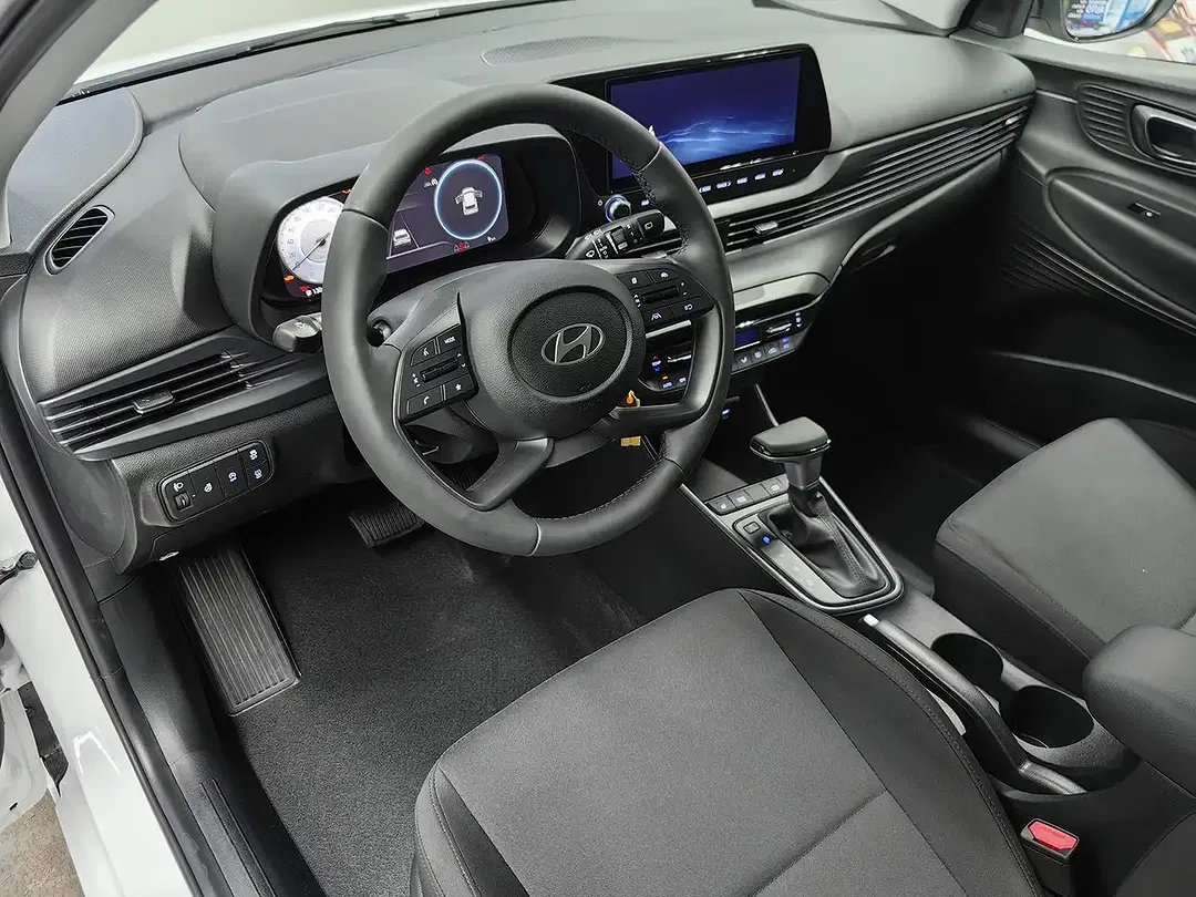 Hyundai i20 - Thumbnail 11