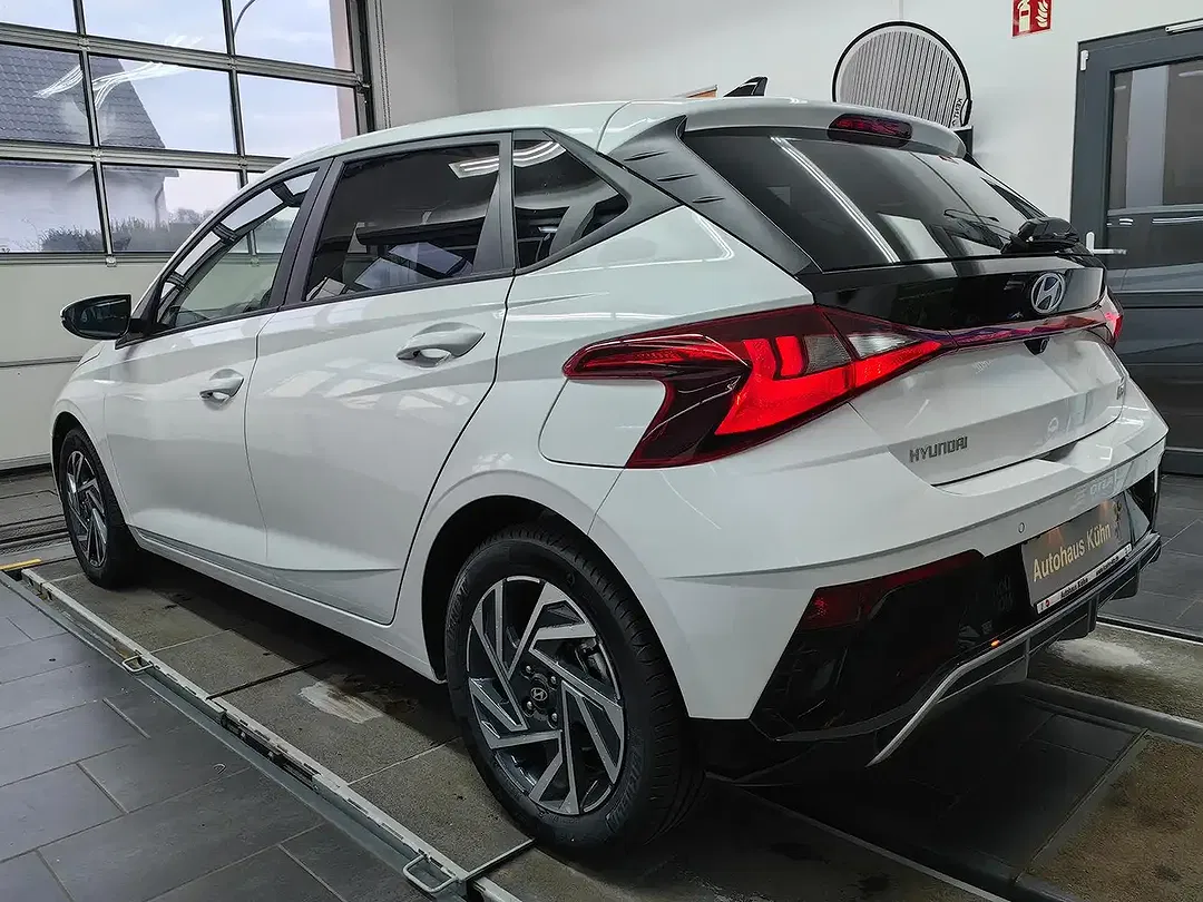 Hyundai i20 - Thumbnail 4