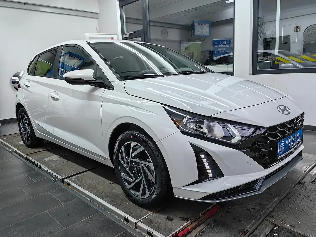 Hyundai i20 - Thumbnail 8