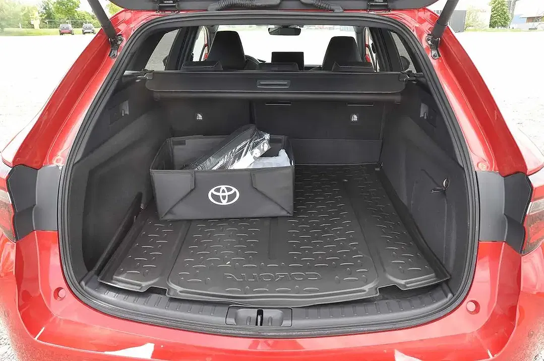 Toyota Corolla - Thumbnail 12