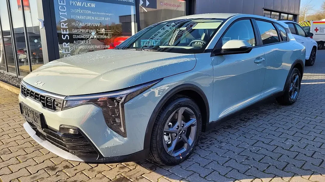 Kia K4 - Afbeelding 1