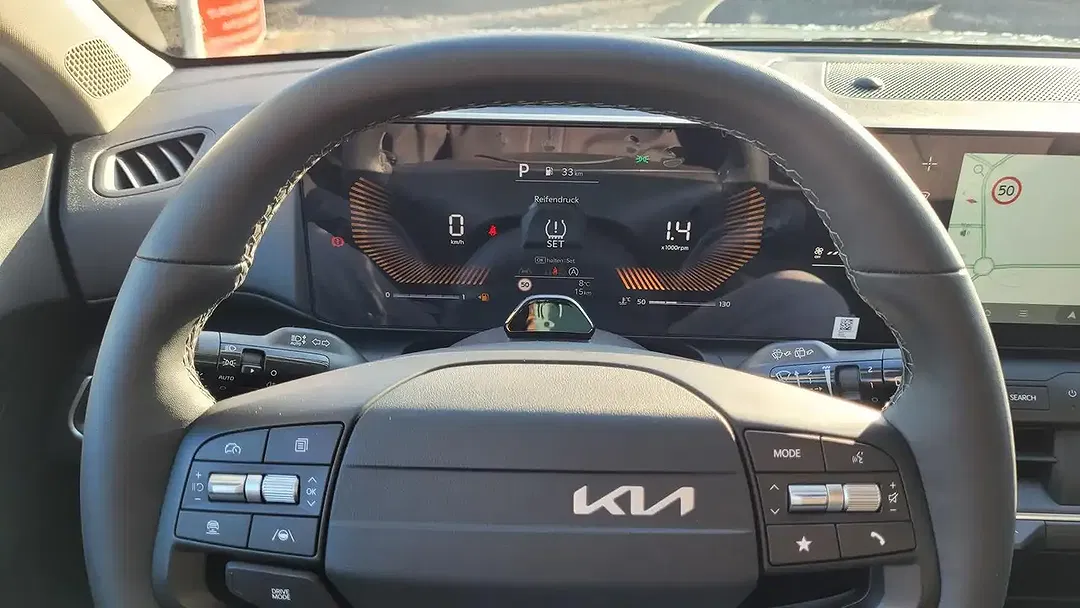 Kia K4 - Thumbnail 14