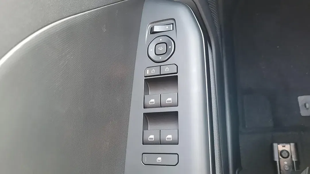 Kia K4 - Thumbnail 15