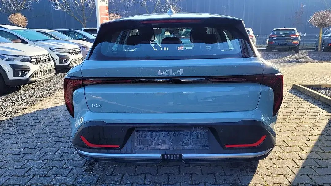 Kia K4 - Thumbnail 5