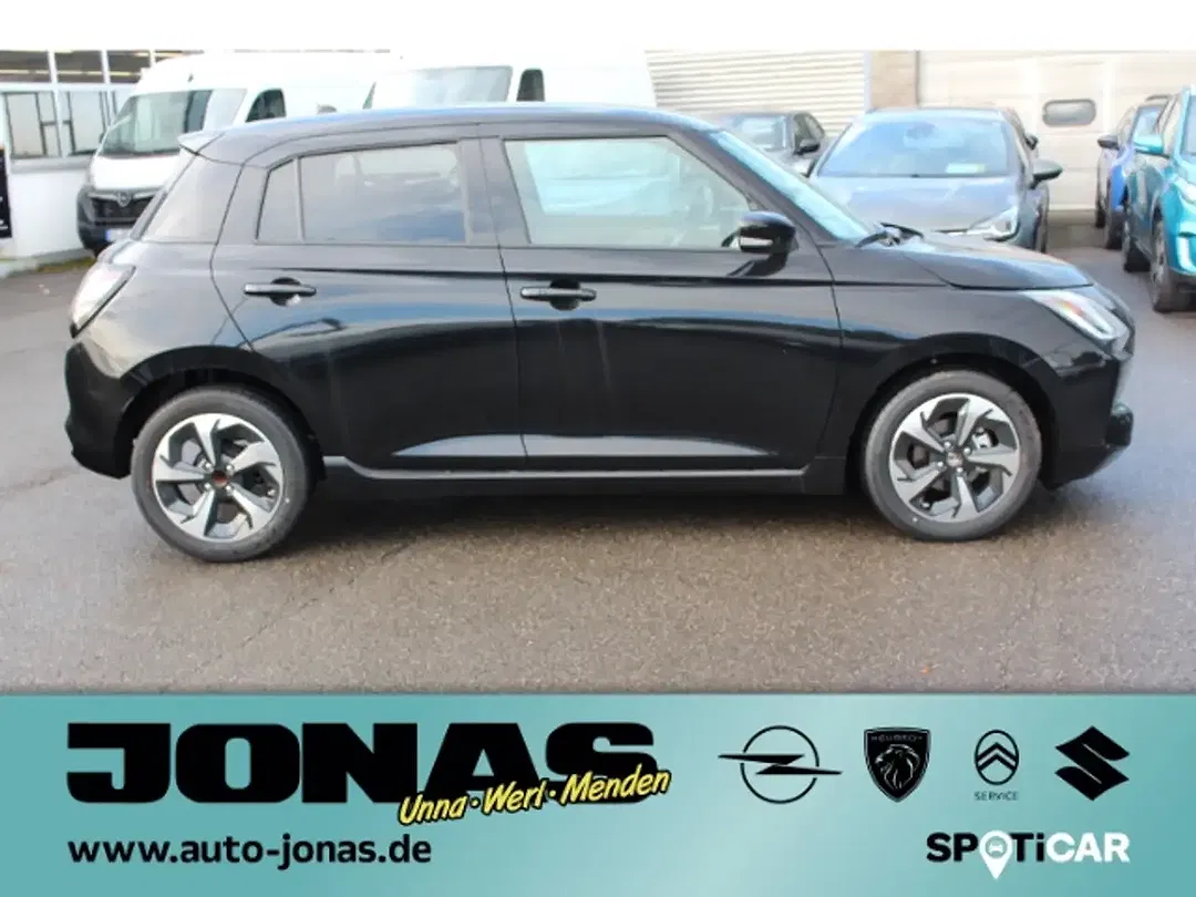 Suzuki Swift - Thumbnail 5