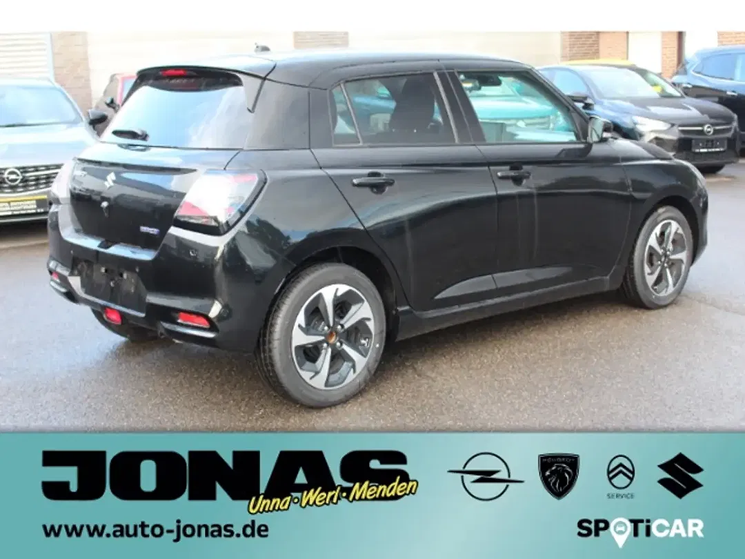 Suzuki Swift - Thumbnail 6